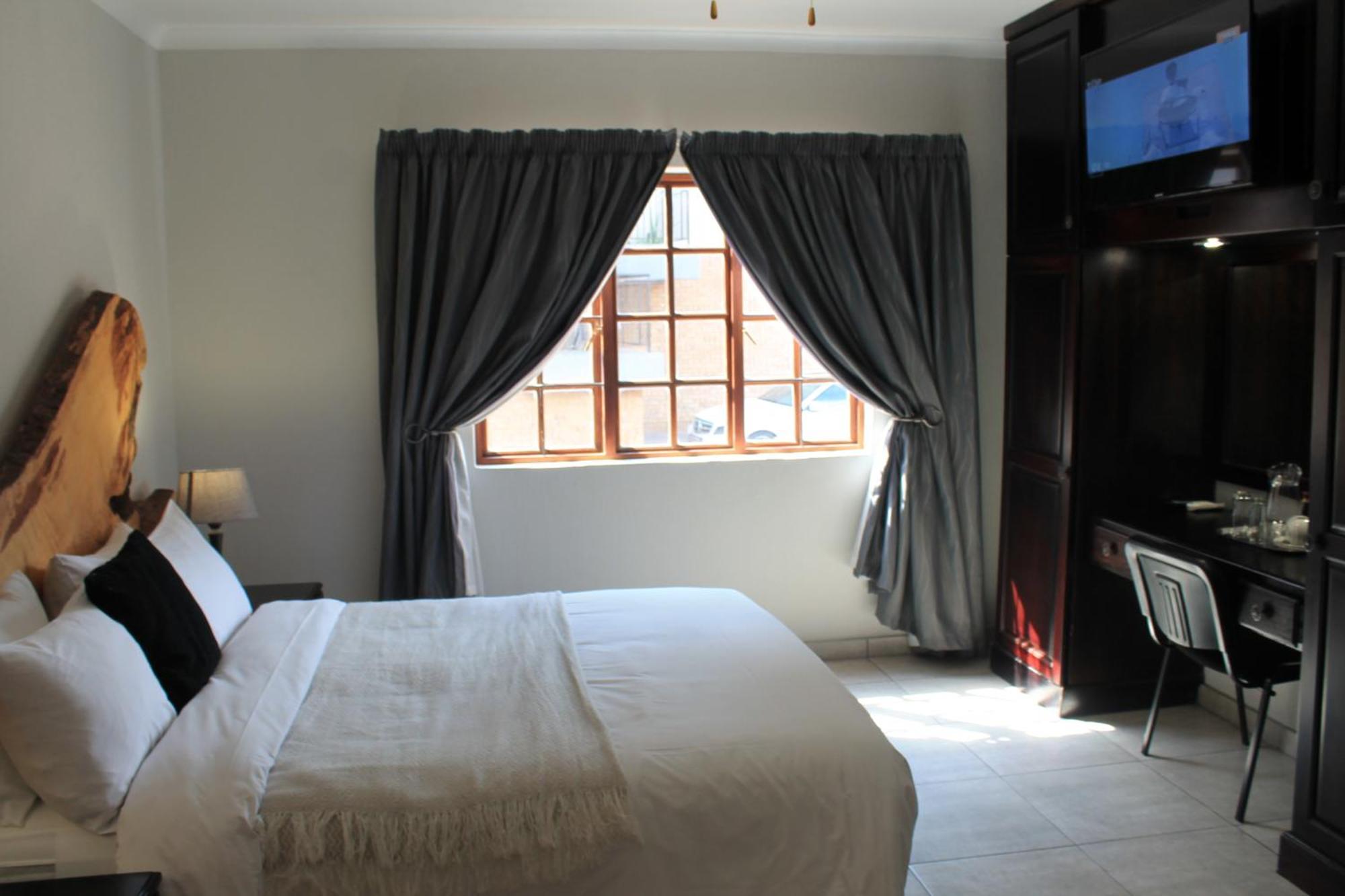 Nelspruit Lodge Mbombela Екстер'єр фото